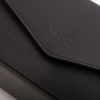 Timbrata Piramidale Black detail 4