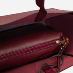 Timbrata Rifugio Burgundy detail 3